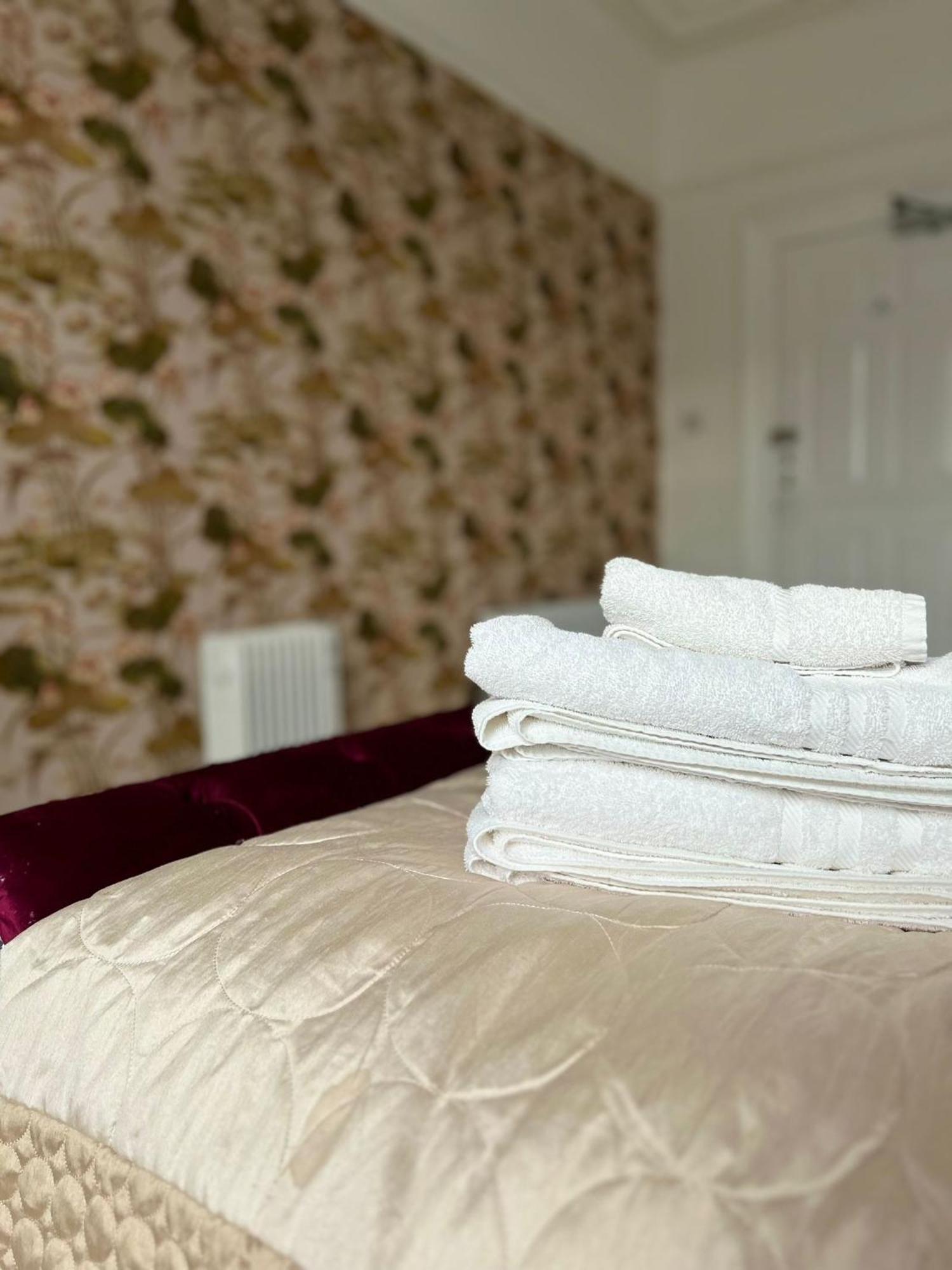 G Boutique Hotel ポーツマス エクステリア 写真