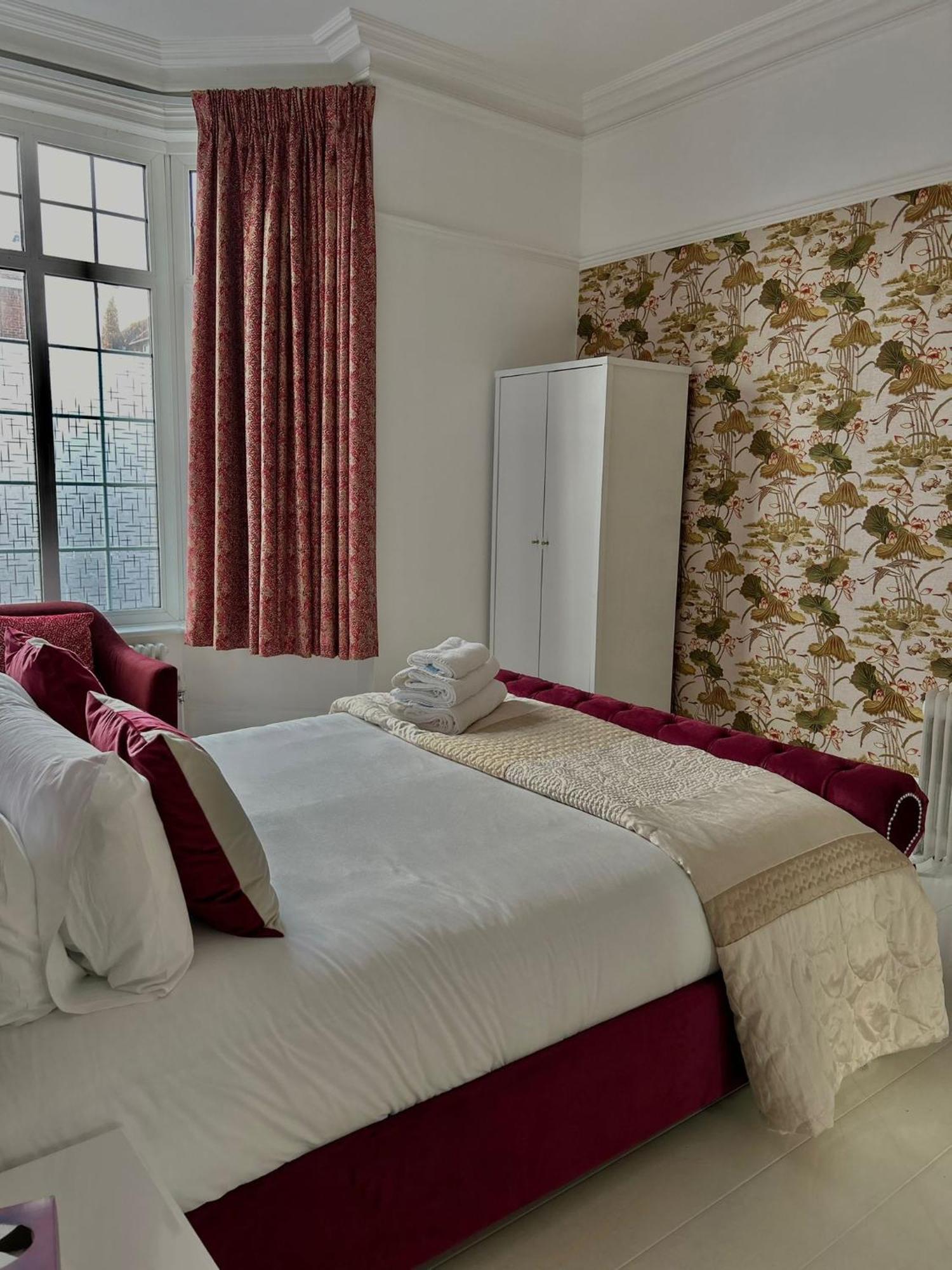 G Boutique Hotel ポーツマス エクステリア 写真