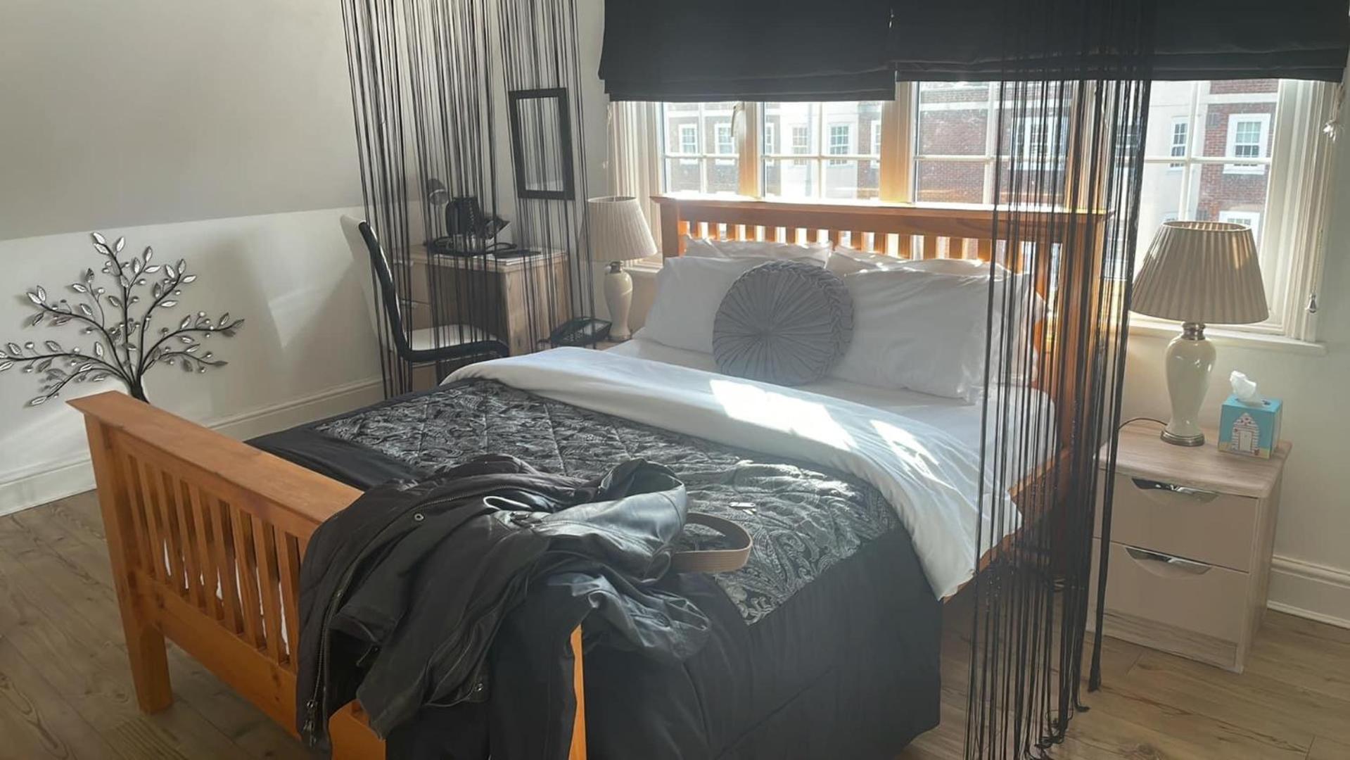 G Boutique Hotel ポーツマス エクステリア 写真