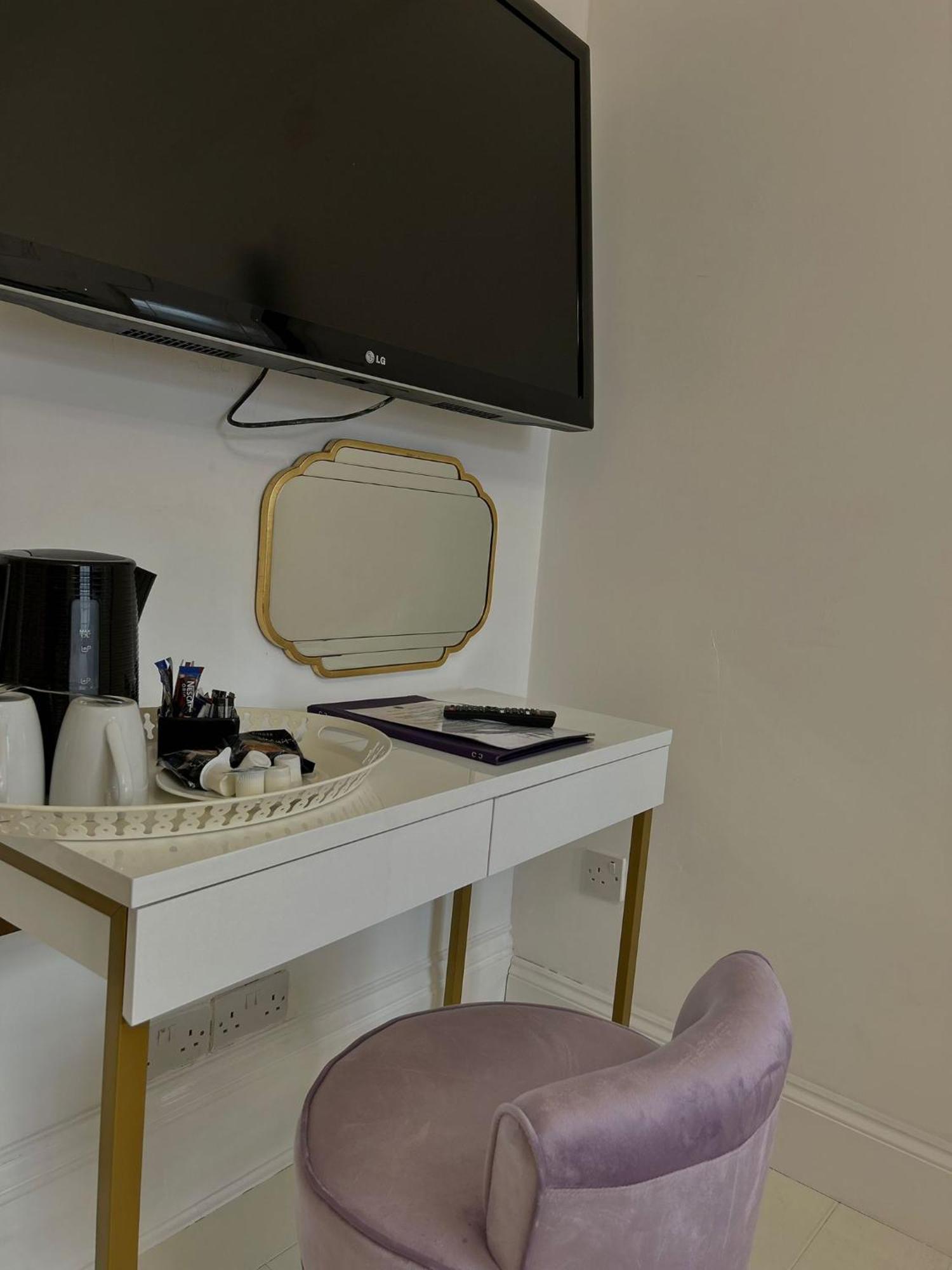 G Boutique Hotel ポーツマス エクステリア 写真